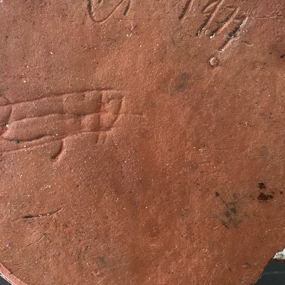 Vintage 1977 decorative handmade decorative distressed flower vase - Picture 4 of 5